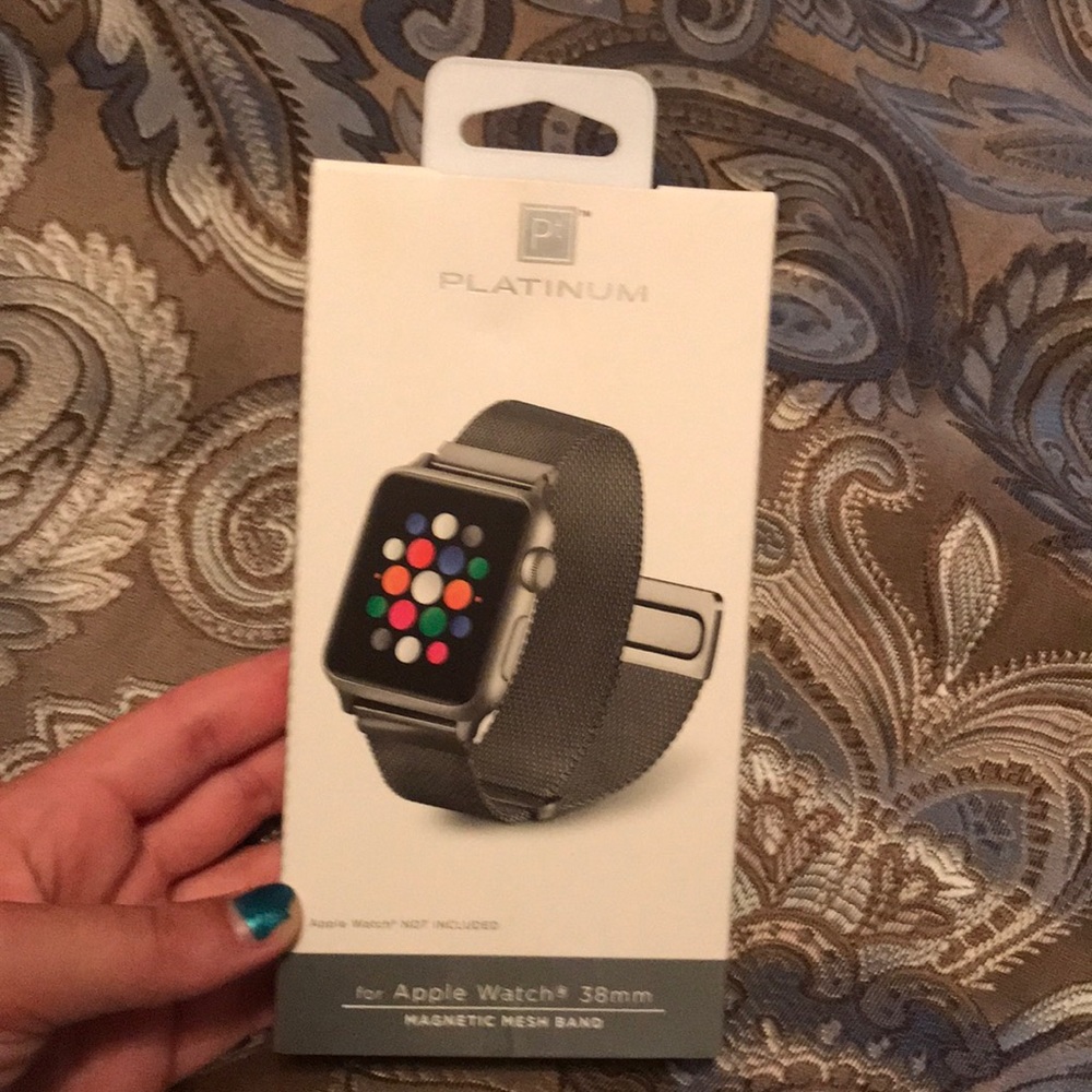 Apple Watch platinum band